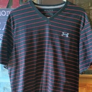 Under Armour Men's V-Neck Black and Red Striped Tee
